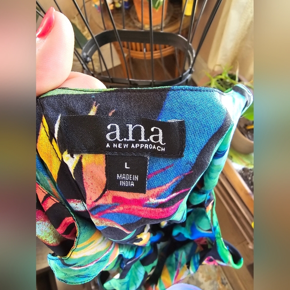 a.n.a Bird of Paradise Printed Sleeveless Romper - Picture 3 of 3